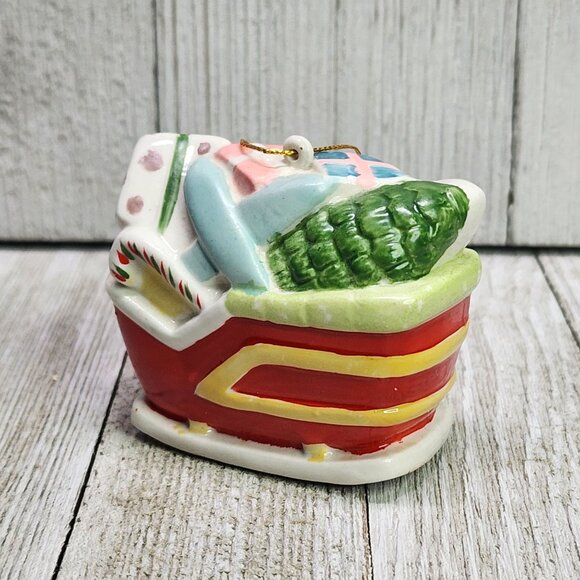 Vtg Ceramic Santa's Sleigh with Presents Ornament Holiday Greetings Christmas - Picture 2 of 6